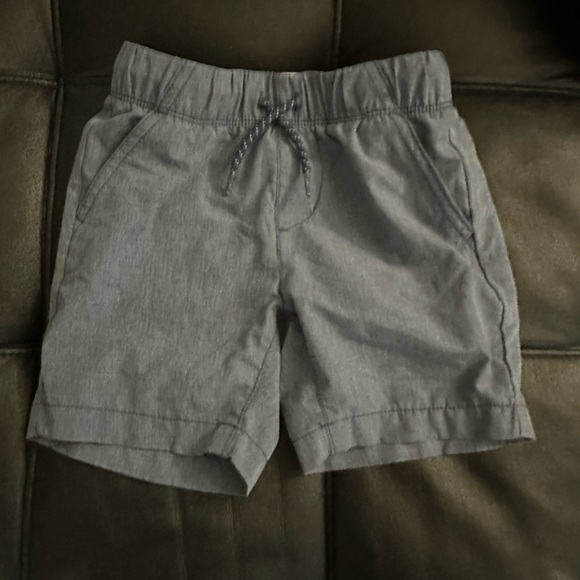Boys assorted shorts (assorted sizes 4T through 6-7) - Picture 5 of 13